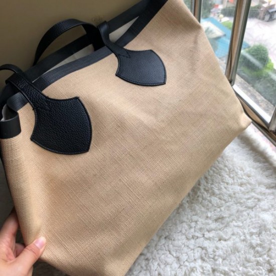 Burberry Shopping bag