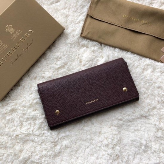 Burberry wallet