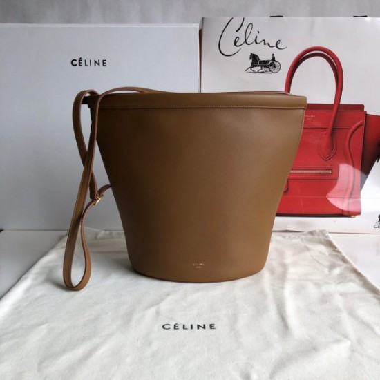 Céline Shoulder Bags