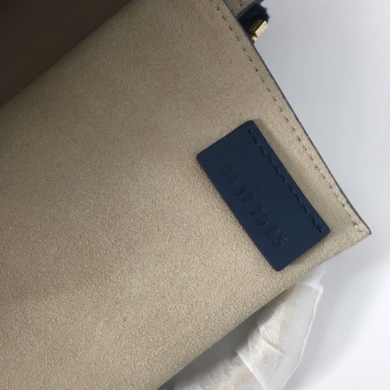 Chloe Pixie bag