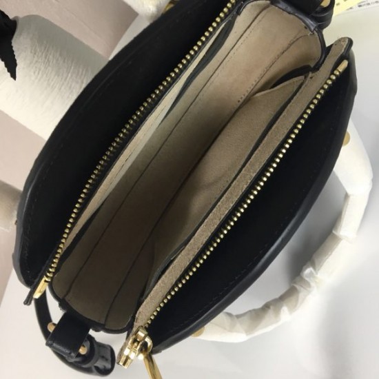 Chloe Pixie bag