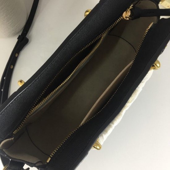 Chloe Pixie bag