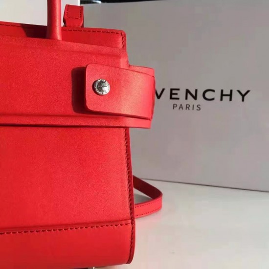 Givenchy Horizon bag