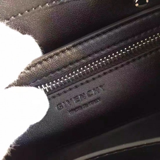 Givenchy Horizon bag