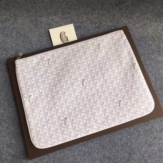 Goyard Clutch