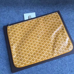 Goyard Clutch