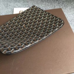 Goyard Clutch