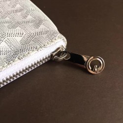 Goyard Clutch