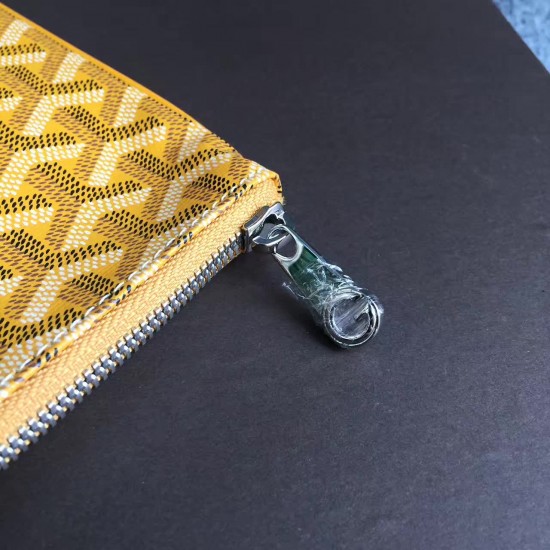 Goyard Clutch