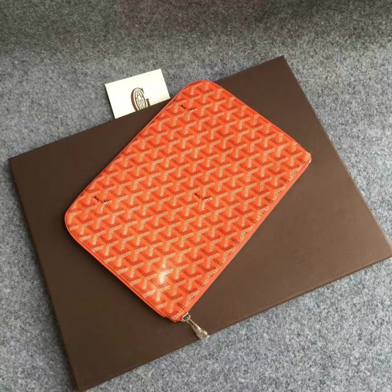 Goyard Clutch