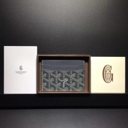 Goyard card