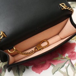 Gucci shoulder bag