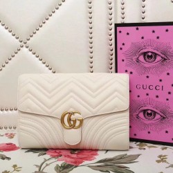 Gucci GG Marmont clutch