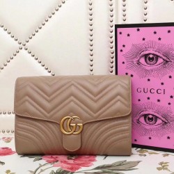 Gucci GG Marmont clutch