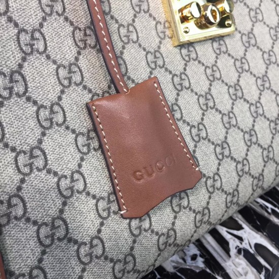 Gucci  Shoulder Bag