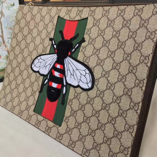 Gucci cluth bag