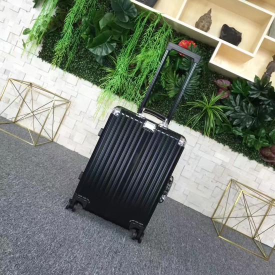 RIMOWA Travel box