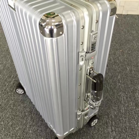 RIMOWA Travel box