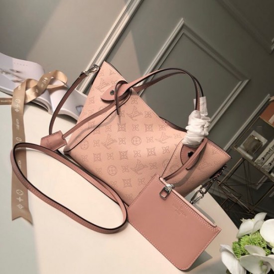 LOUIS VUITTON HINA