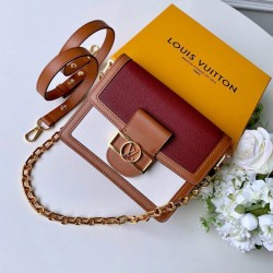 LOUIS VUITTON Metis Bag