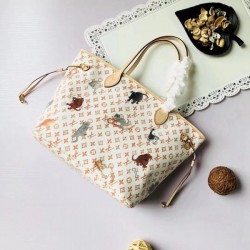 LOUIS VUITTON Neverfull