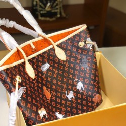 LOUIS VUITTON Neverfull