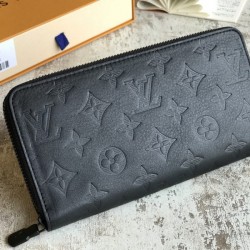 LOUIS VUITTON Zippy Wallet