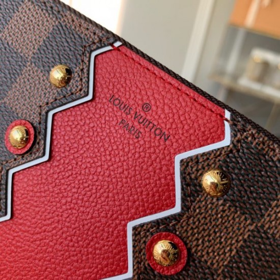 LOUIS VUITTON Zippy Wallet