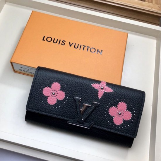 Louis Vuitton CAPUCINES