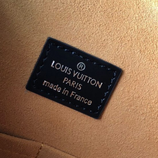 LOUIS VUITTON Cluny BB