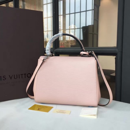 LOUIS VUITTON Cluny BB