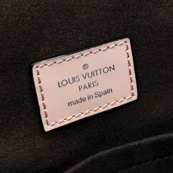 LOUIS VUITTON Cluny MM