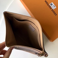 Louis Vuitton DAILY POUCH