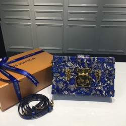 LOUIS VUITTON PETITE MALLE