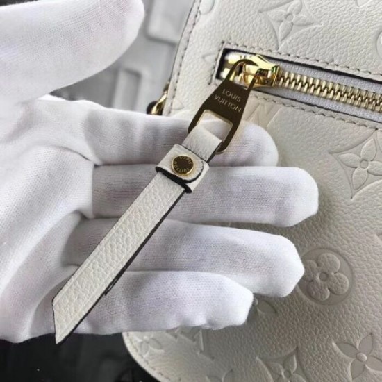 Louis Vuitton Pochette Metis