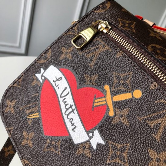 LOUIS VUITTON Pochette Metis