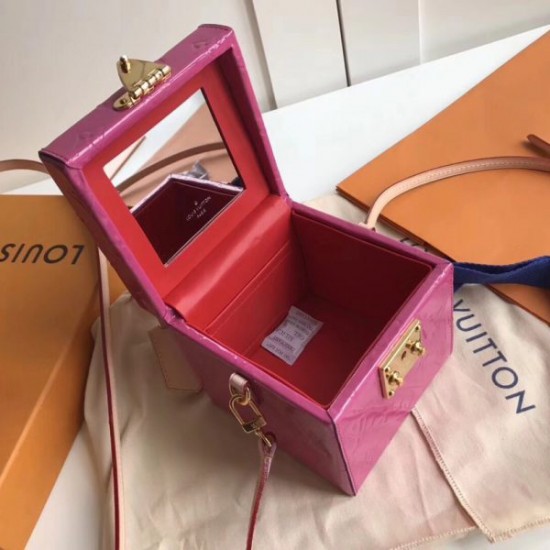 LOUIS VUITTON BLEECKER BOX