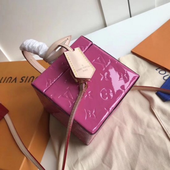 LOUIS VUITTON BLEECKER BOX