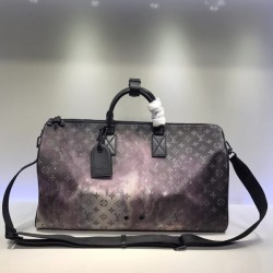 LOUIS VUITTON DISCOVERY Travel bag