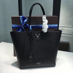 LOUIS VUITTON LOCKME CABAS