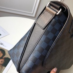 Louis Vuitton MATCHPOINT