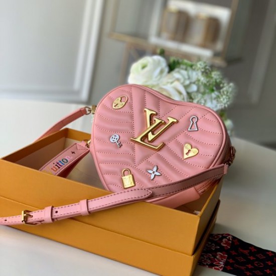 Louis Vuitton NEW WAVE HEART