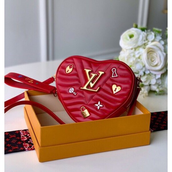 Louis Vuitton NEW WAVE HEART