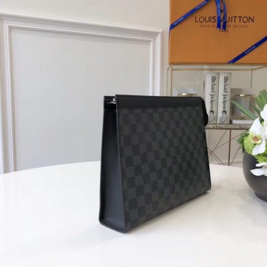 LOUIS VUITTON POCHETTE VOYAGE MM