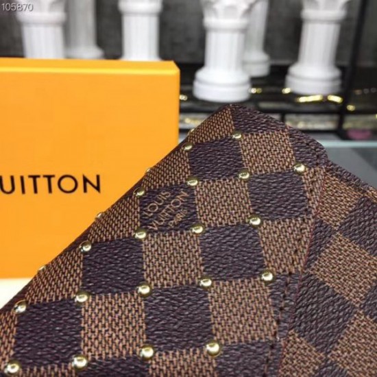 LOUIS VUITTON Sarah Wallet