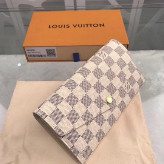 Louis Vuitton Sarah Wallet