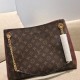 LOUIS VUITTON Sureme MM