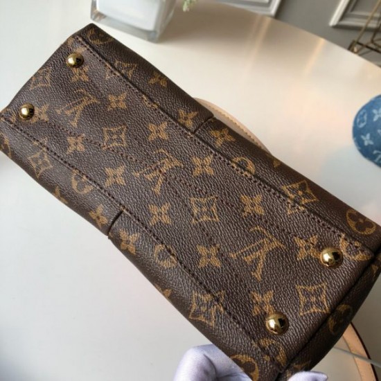 LOUIS VUITTON Tote BB