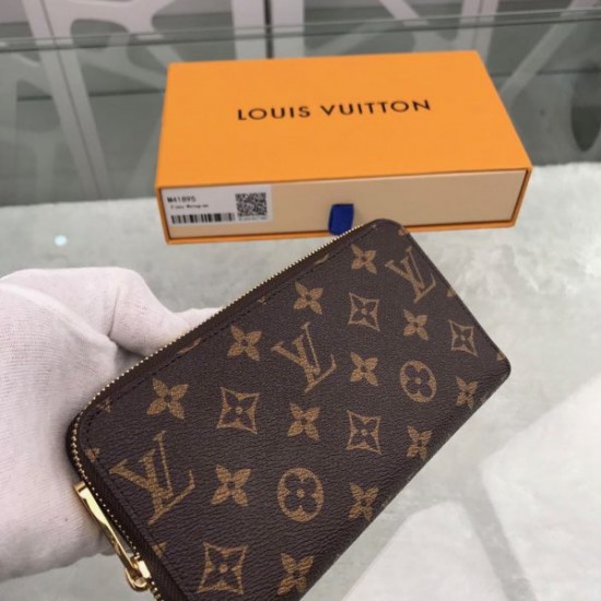 LOUIS VUITTON Wallet