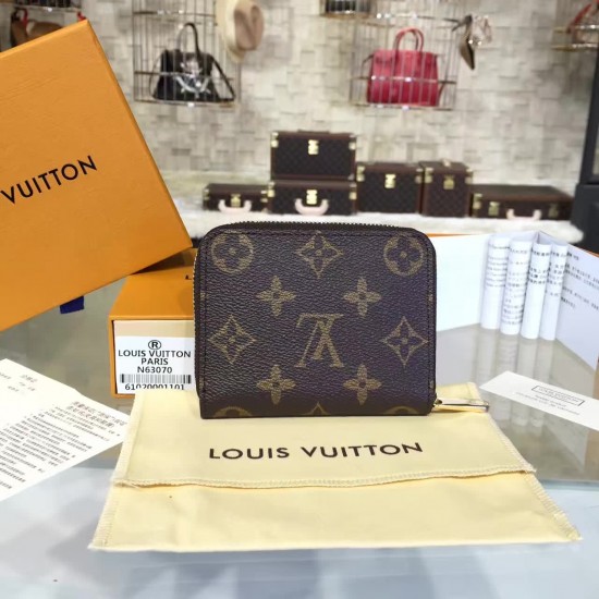 Louis Vuitton ZIPPY